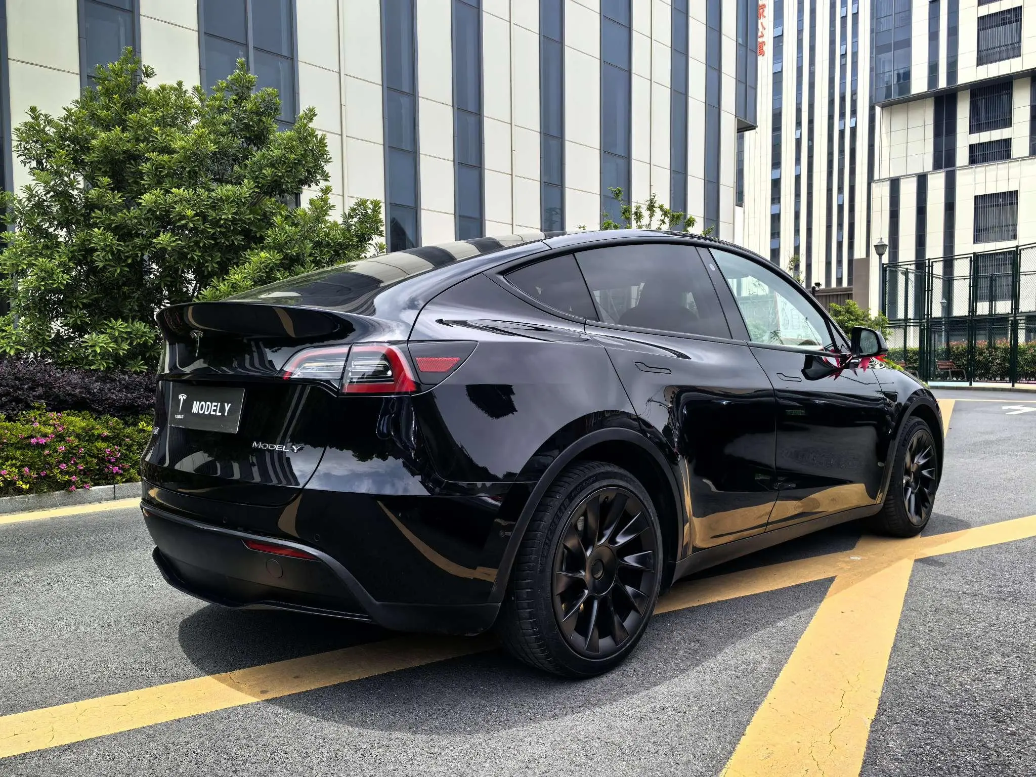 Tesla Model Y Facelifted rear-wheel drive version