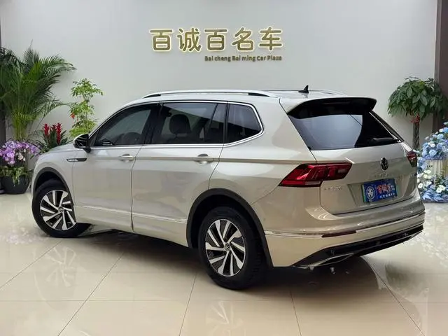 Volkswagen Tiguan L PHEV 1.4T plug-in hybrid Premium Edition