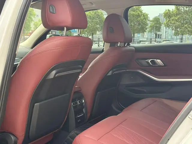 BMW BMW 3 Series 325Li M sports suit