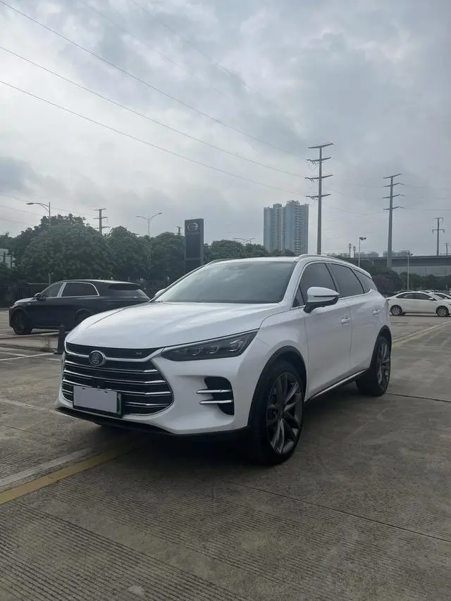 BYD Tang DM DM 2.0T full-time four-wheel drive Zhilian Chuangling 5-seater country VI