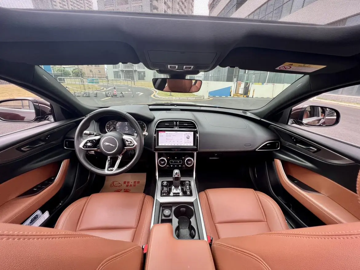 Jaguar Jaguar XEL 2.0T 200PS R-DYNAMIC S Enterprising Sports Edition