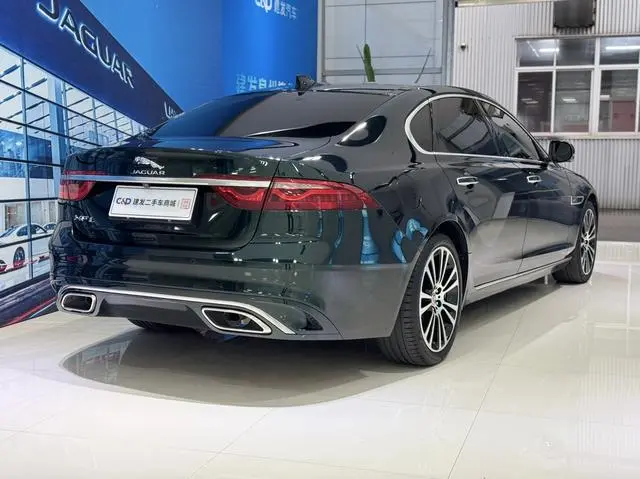 Jaguar Jaguar XFL 2.0T P250 two-wheel drive Exclusive Deluxe Edition