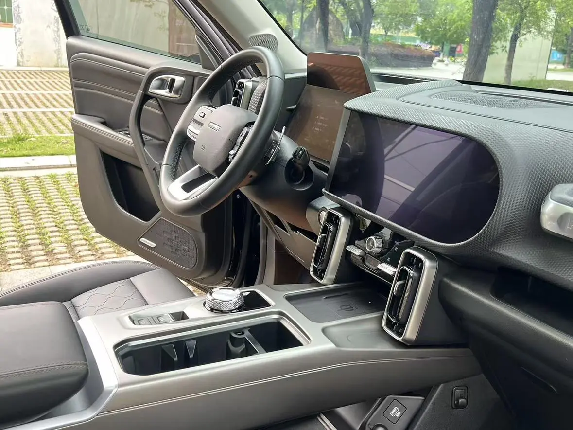 Haval Haval Big Dog 1.5T two-wheel drive side shepherd version