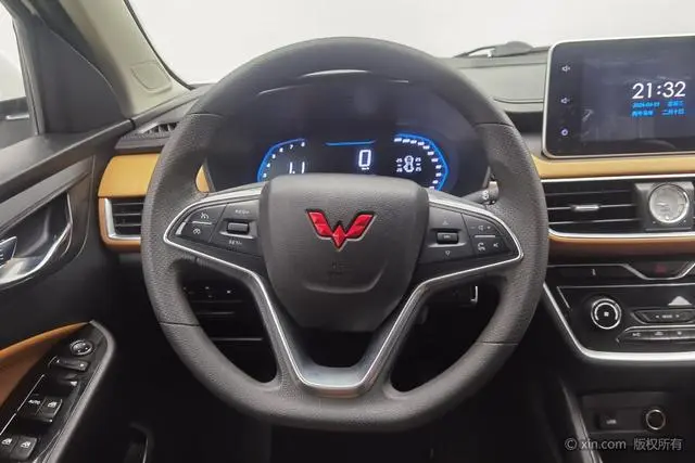 Wuling Wuling Hongguang S3 1.5L manual luxury country VI
