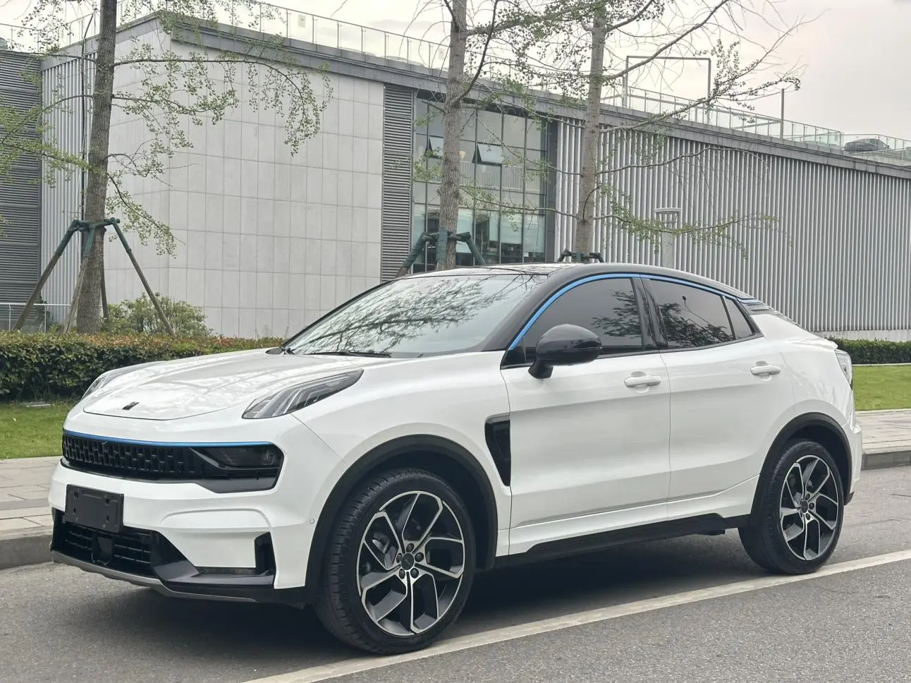 LYNK & CO Lynk 05 2.0TD two-wheel drive Halo