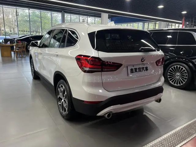 BMW BMW X1 sDrive25Li leading type