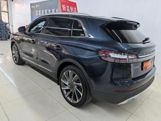 Lincoln Navigator 2.7T four-wheel drive Zunya Edition