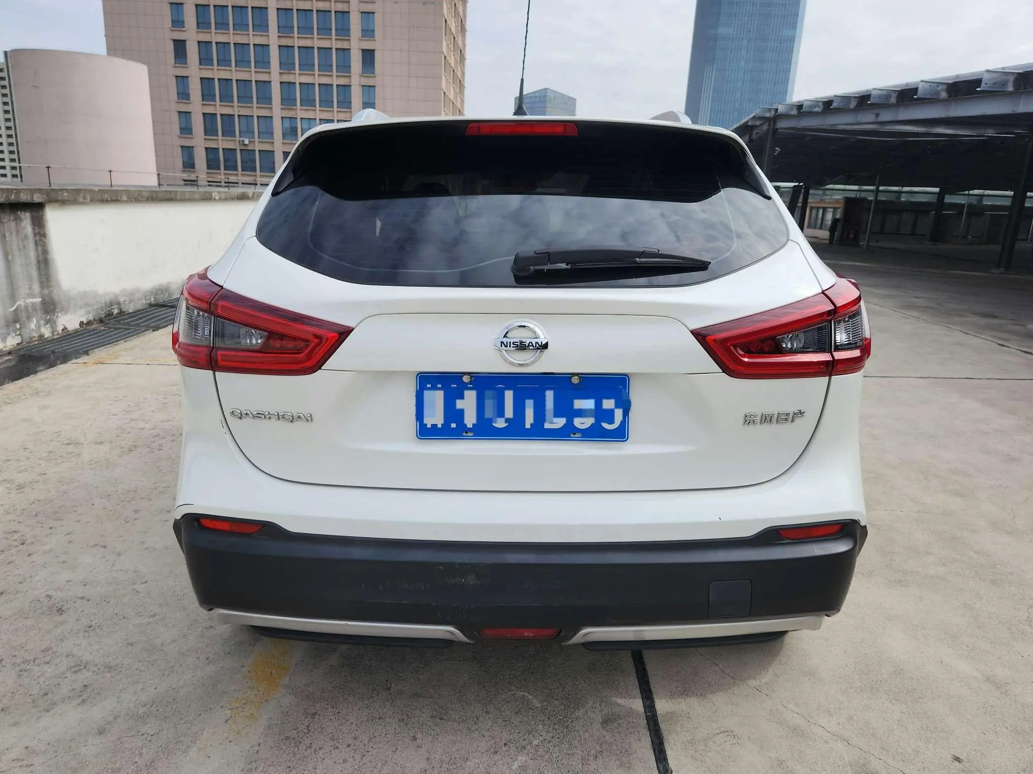Nissan Qashqai 2.0 L XV Smart Edition