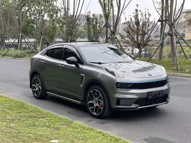 LYNK & CO Lynk 05 2.0TD two-wheel drive Halo