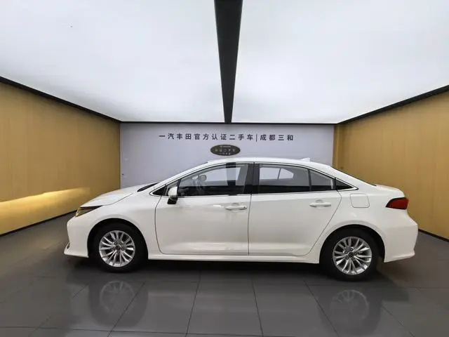 TOYOTA Asian lion 2.0L CVT Pioneer Edition