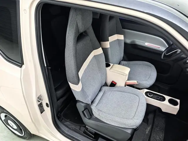 Wuling Wuling Hongguang MINIEV Macaron Premium Lithium Iron Phosphate