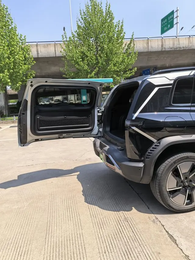 FANG CHENG BAO Titanium 3 501KM four-wheel drive Ultra version