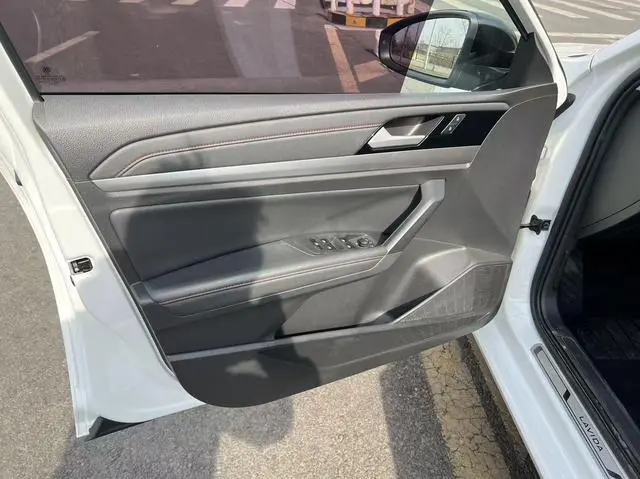 Volkswagen Lavida 280TSI DSG Starry Sky Manyi Edition