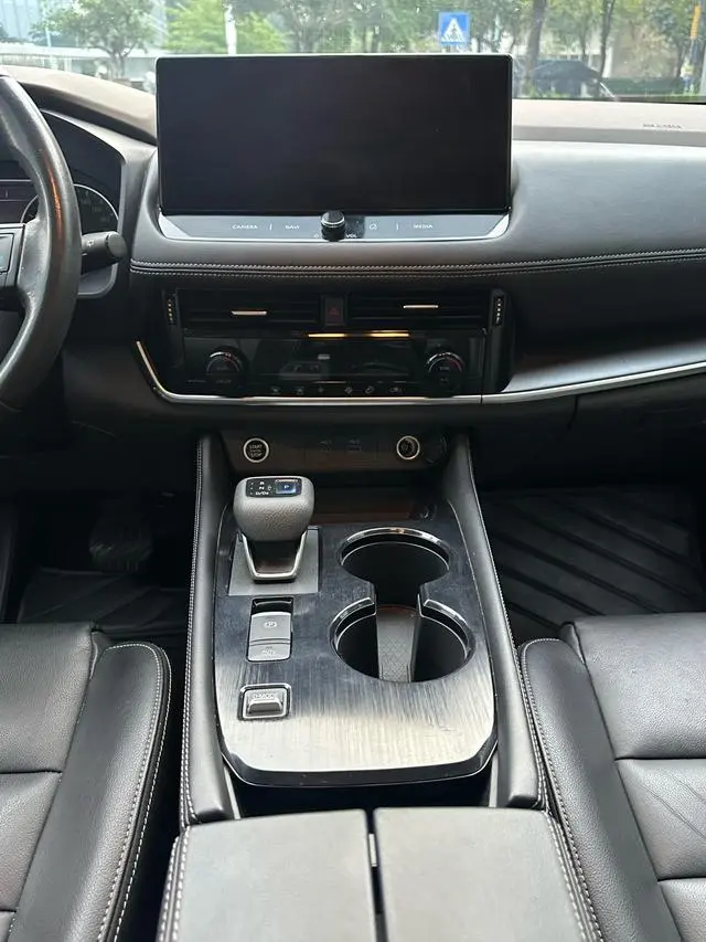 Nissan Qijun VC-Turbo 300 CVT 2WD Deluxe Edition