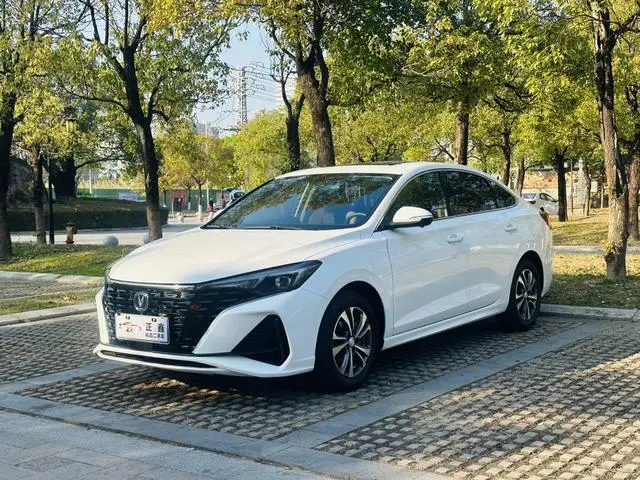 Changan Yidong PLUS Blue Whale NE 1.4T GDI DCT Premium Type