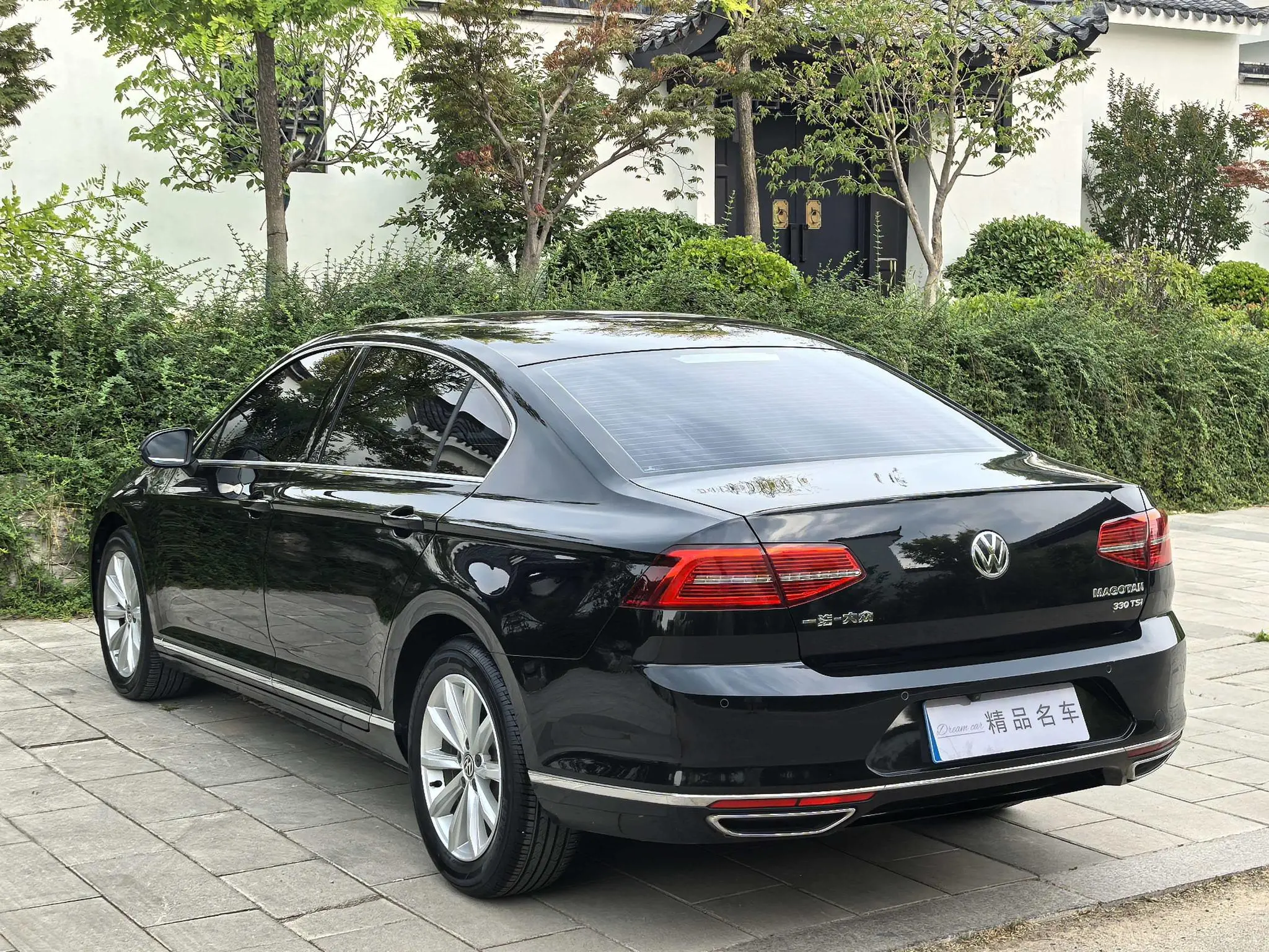 Volkswagen Magotan 330TSI DSG leading country VI