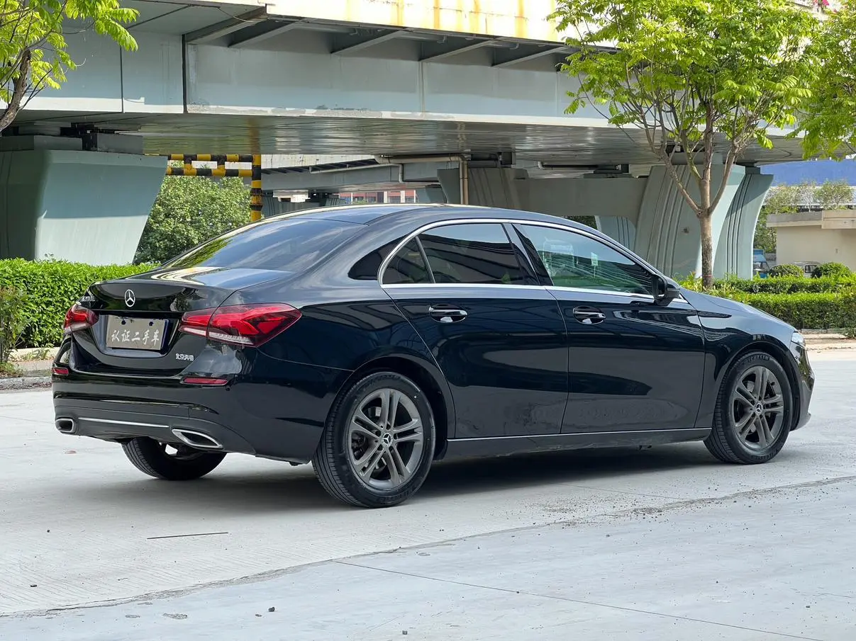 Mercedes-Benz Mercedes-Benz A-class Facelift A 200 L