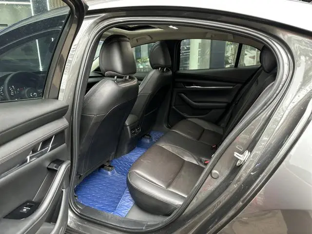 Mazda Mazda 3 Angkesaila 2.0L automatic quality elegant version