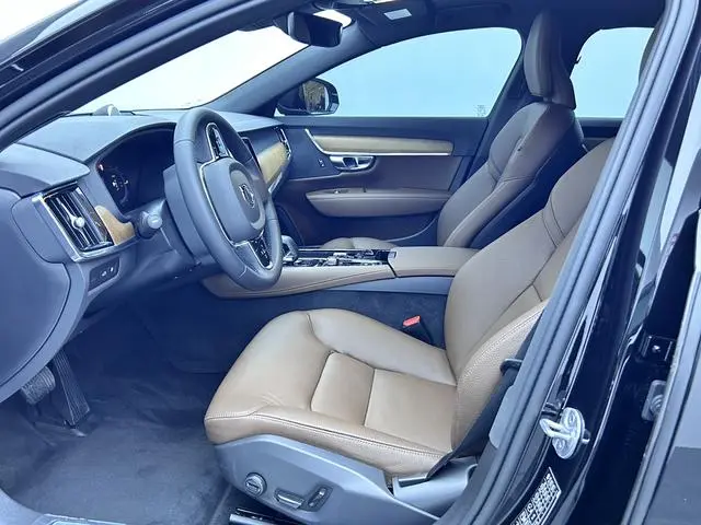 Volvo Volvo S90 PHEV T8 four-wheel drive long battery life Zhiyi Deluxe Edition