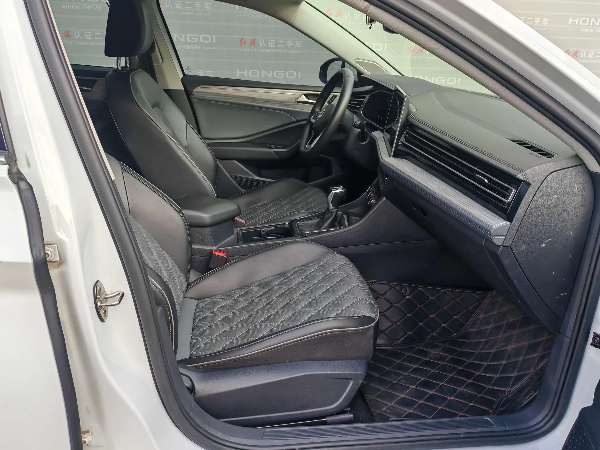 Volkswagen Sagitar 280TSI DSG Beyond Edition