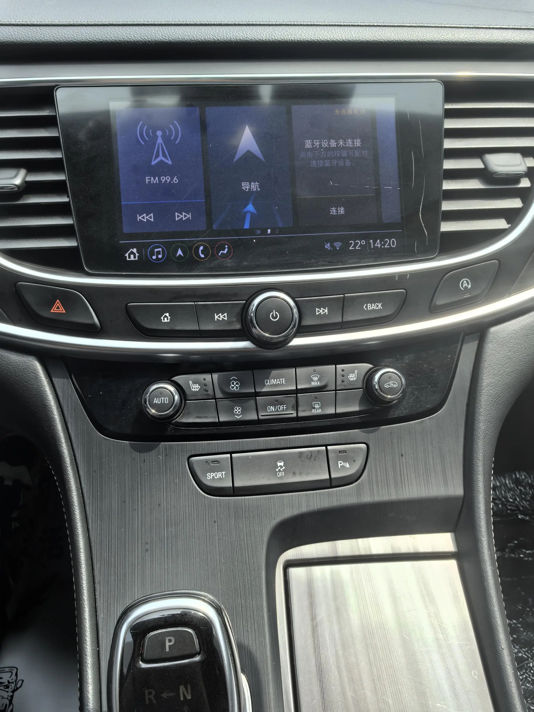 Buick Lacrosse 652T luxury