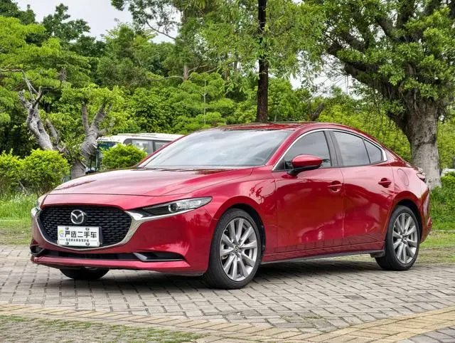 Mazda Mazda 3 Angkesaila 2.0L automatic quality elegant version