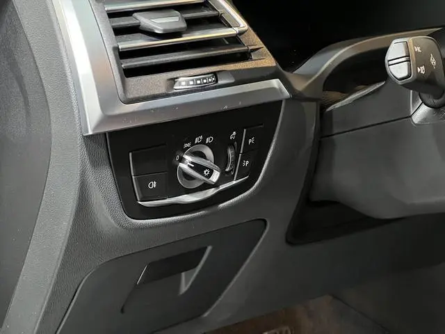 BMW BMW X3 xDrive30i Leading M Yao Ye Set