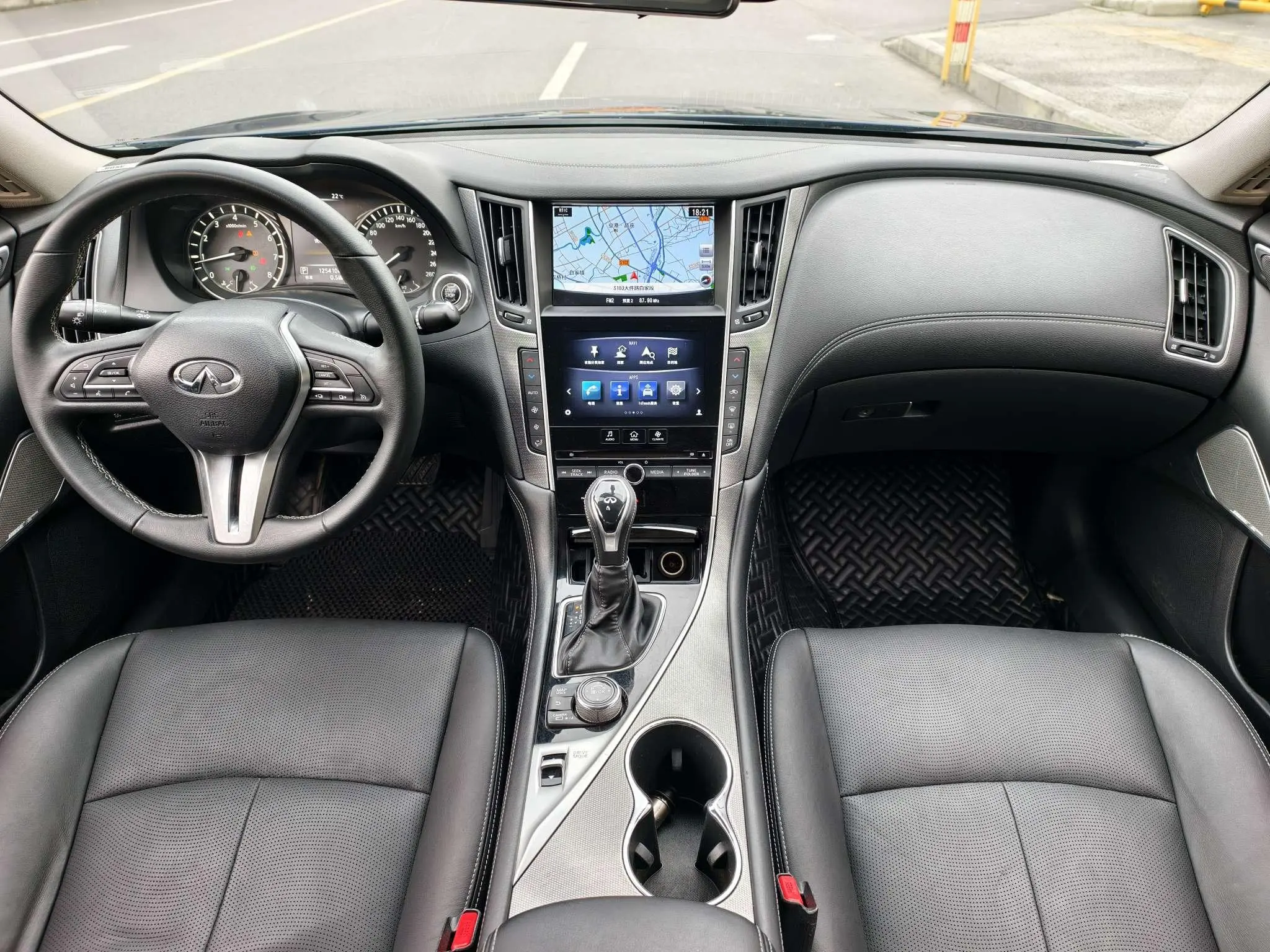 Infiniti Infiniti Q50L 2.0T Premium Version Country VI