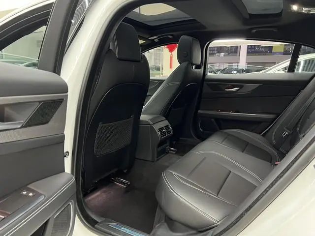 Jaguar Jaguar XEL 2.0T 250PS R-DYNAMIC S Enterprising Sports Edition