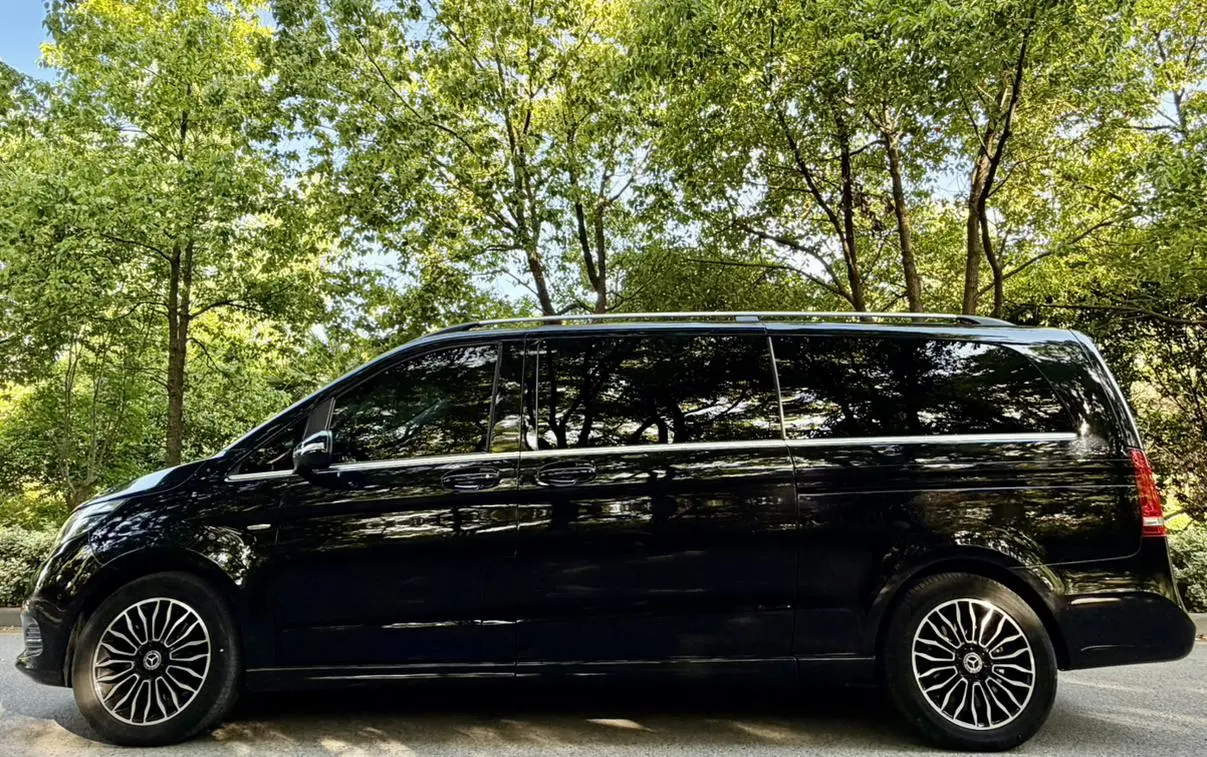 Mercedes-Benz Mercedes-Benz V-class V 260 L Premium Extended Version Country VI