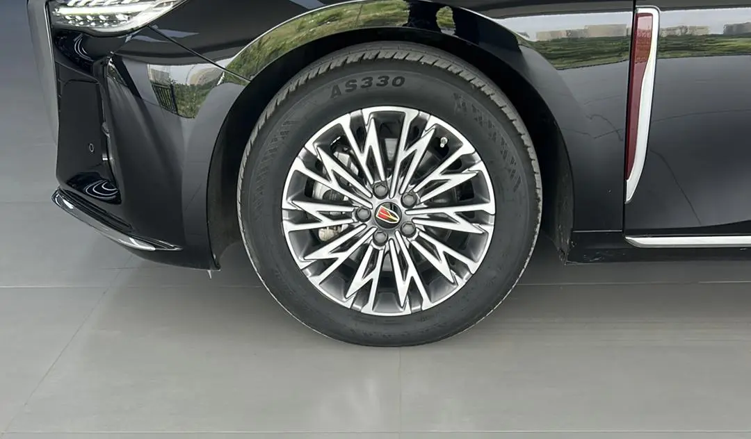 Hongqi Hongqi H5 1.5T DCT Zhilian Flag Rhyme Version