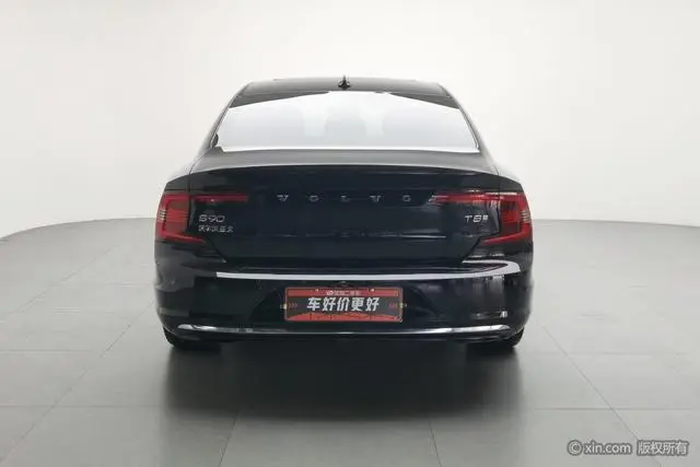 Volvo Volvo S90 PHEV T8 four-wheel drive long battery life Zhiya Deluxe Edition