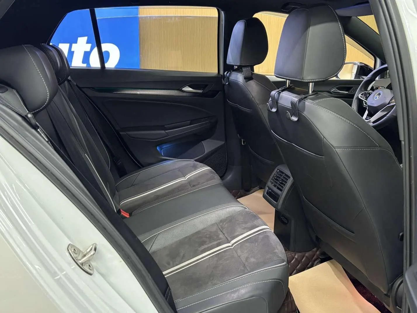 Volkswagen golf 280TSI DSG R-Line Lite