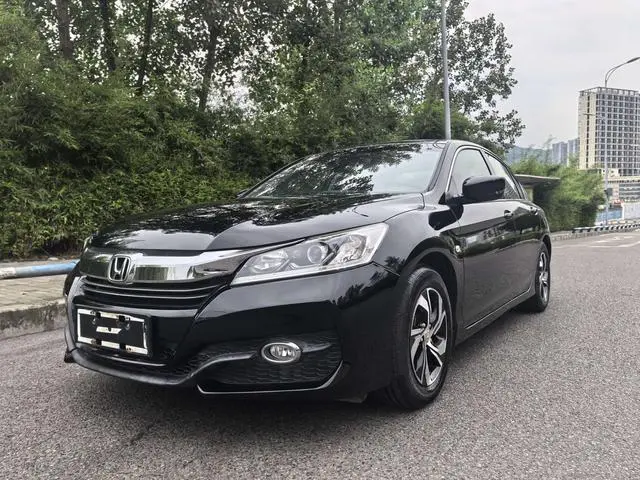 Honda Accord 2.0L Comfort Version