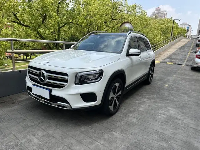 Mercedes-Benz Mercedes-Benz GLB GLB 220 fashion type