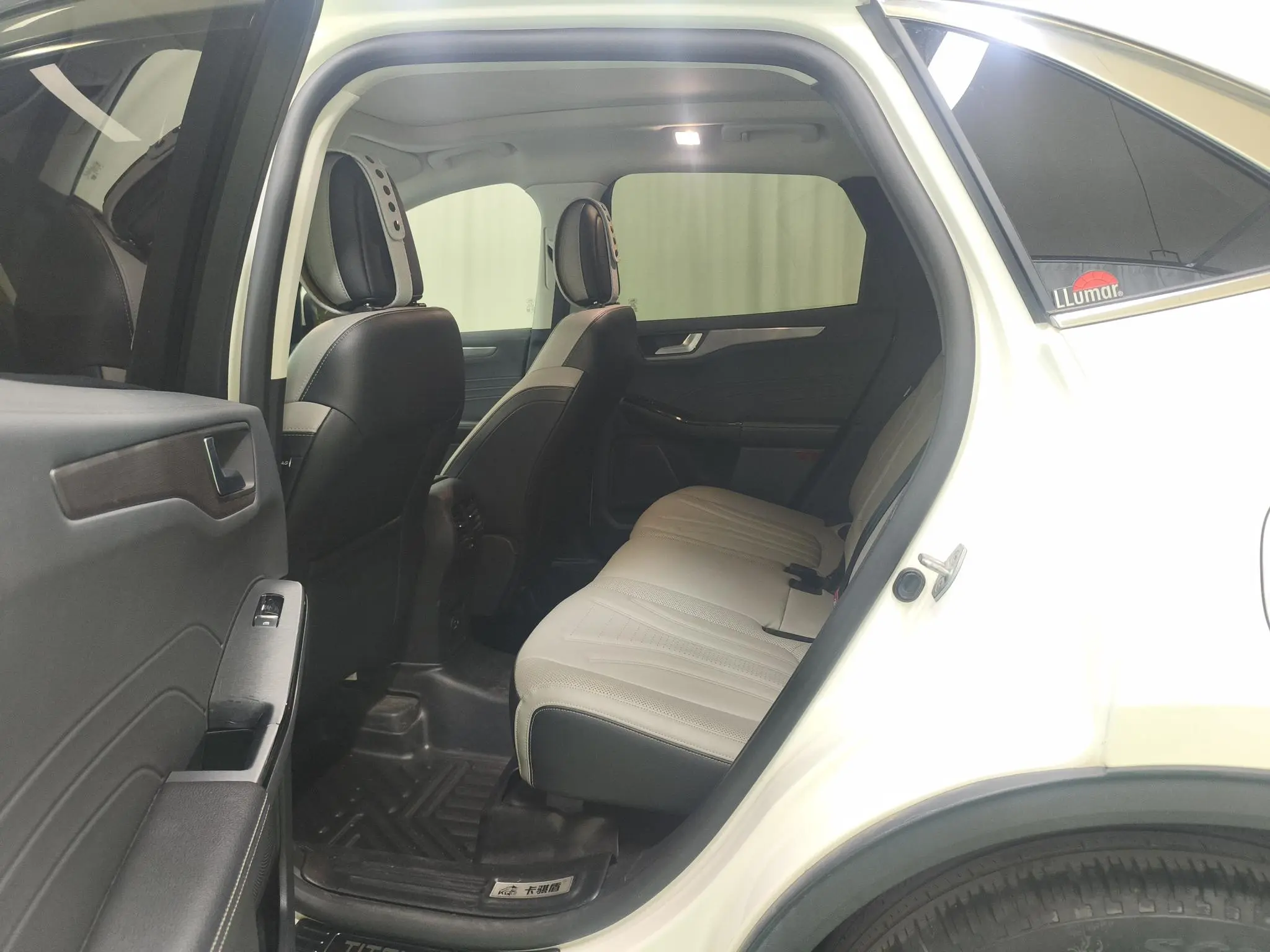 Ford Ruiji EcoBoost 245 two-wheel drive Yaoxiang model