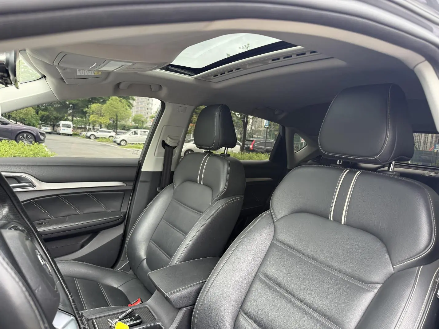 MG MG6 20T automatic luxury Intelligent version