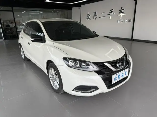 Nissan TIIDA 1.6L CVT Smart Travel Edition