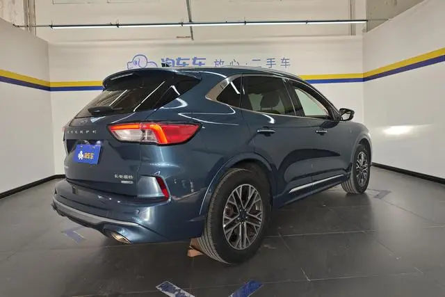 Ford Ruiji EcoBoost 245 four-wheel drive Jiaxiang model