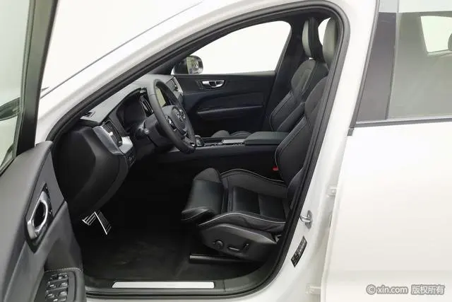 Volvo Volvo XC60 PHEV T8 E-drive hybrid Zhiyuan Sports Edition