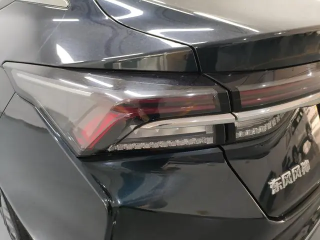 Dongfeng Fengshen Yi Hyun MAX 1.5T Super Cool Trendy Dad Version