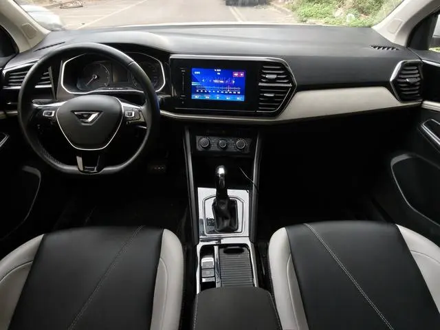 Jetta Jetta VS5 280TSI Automatic Enjoy Edition