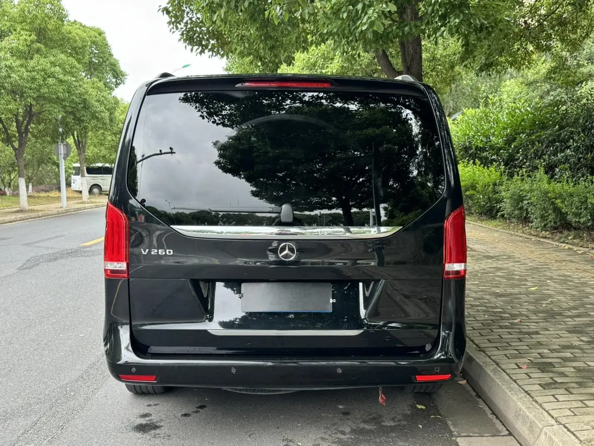 Mercedes-Benz Mercedes-Benz V-class V 260 Premium Edition Country VI