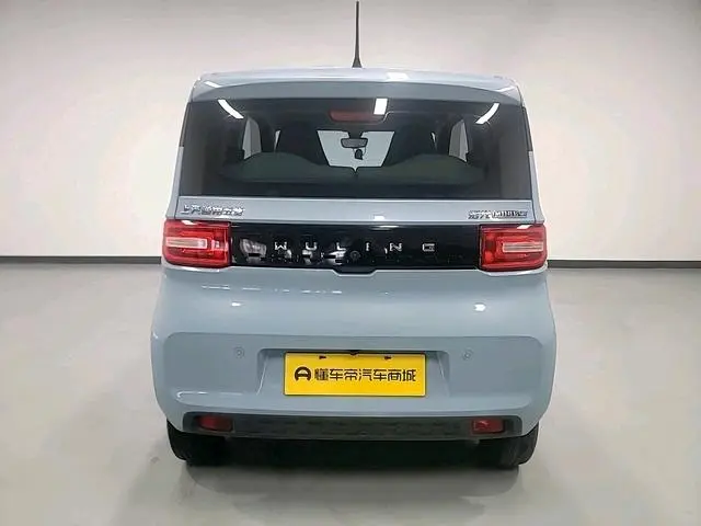Wuling Wuling Hongguang MINIEV Free lithium iron phosphate