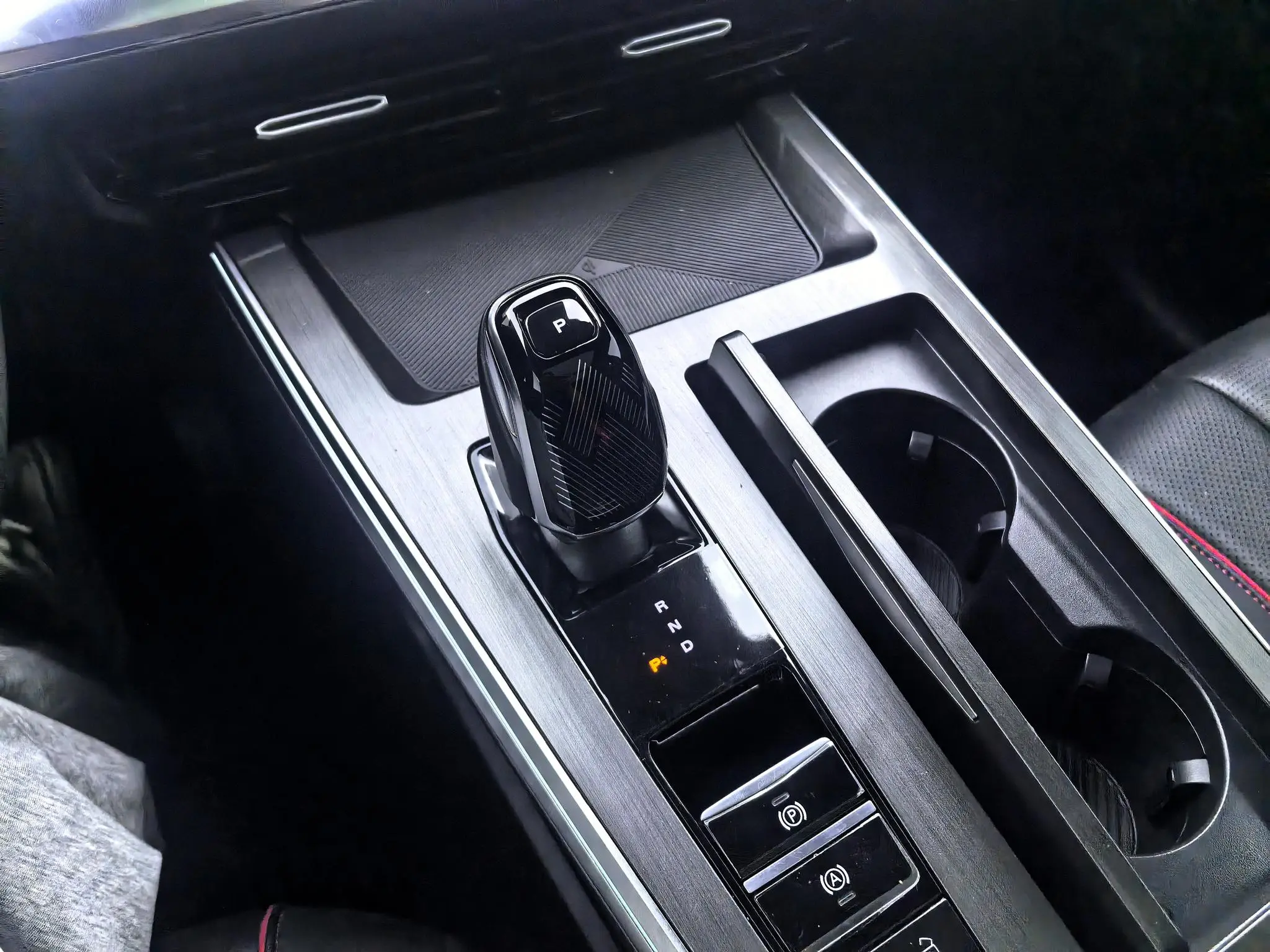 Roewe Roewe RX5 MAX 1.5T Automatic transmission Ultimate Edition
