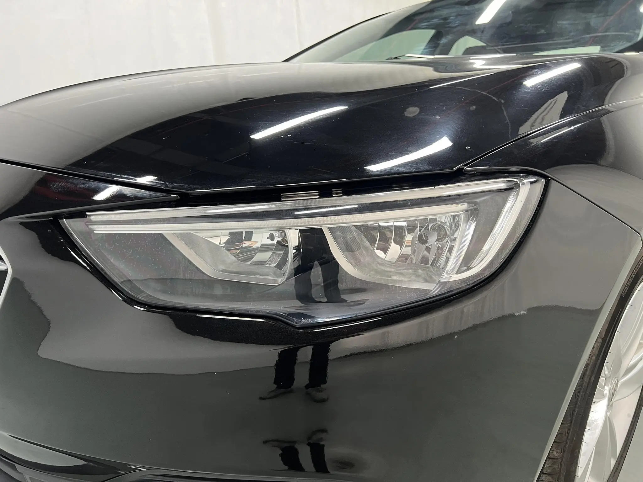 Buick Regal 20T Elite Country VI