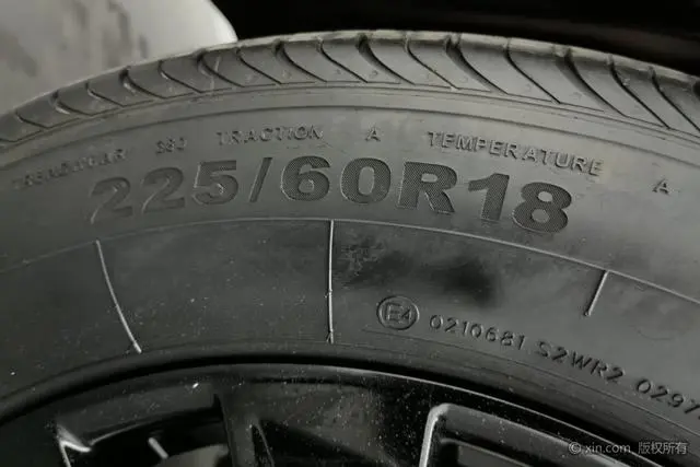 Geely Boyue Boyue X 1.8 TD DCT Smart
