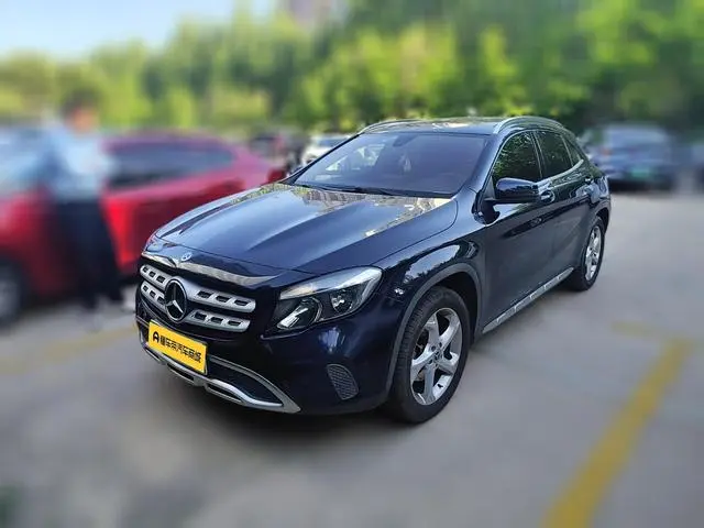 Mercedes-Benz Mercedes-Benz GLA GLA 200 dynamic type