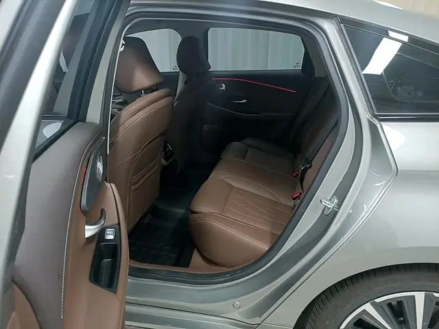 Chery Fulwin Arrizo 8 High-energy version 2.0T DCT royal