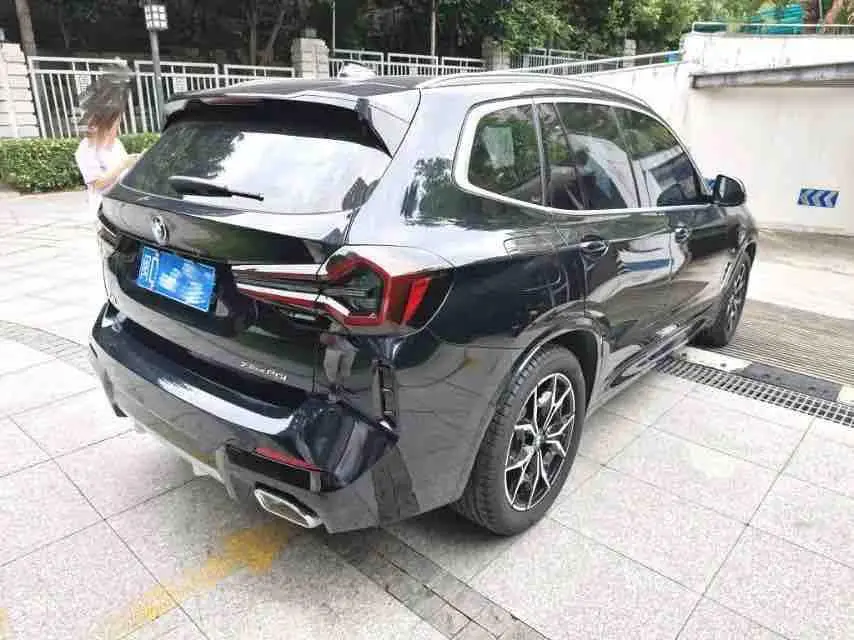 BMW BMW X3 xDrive25i M sports suit